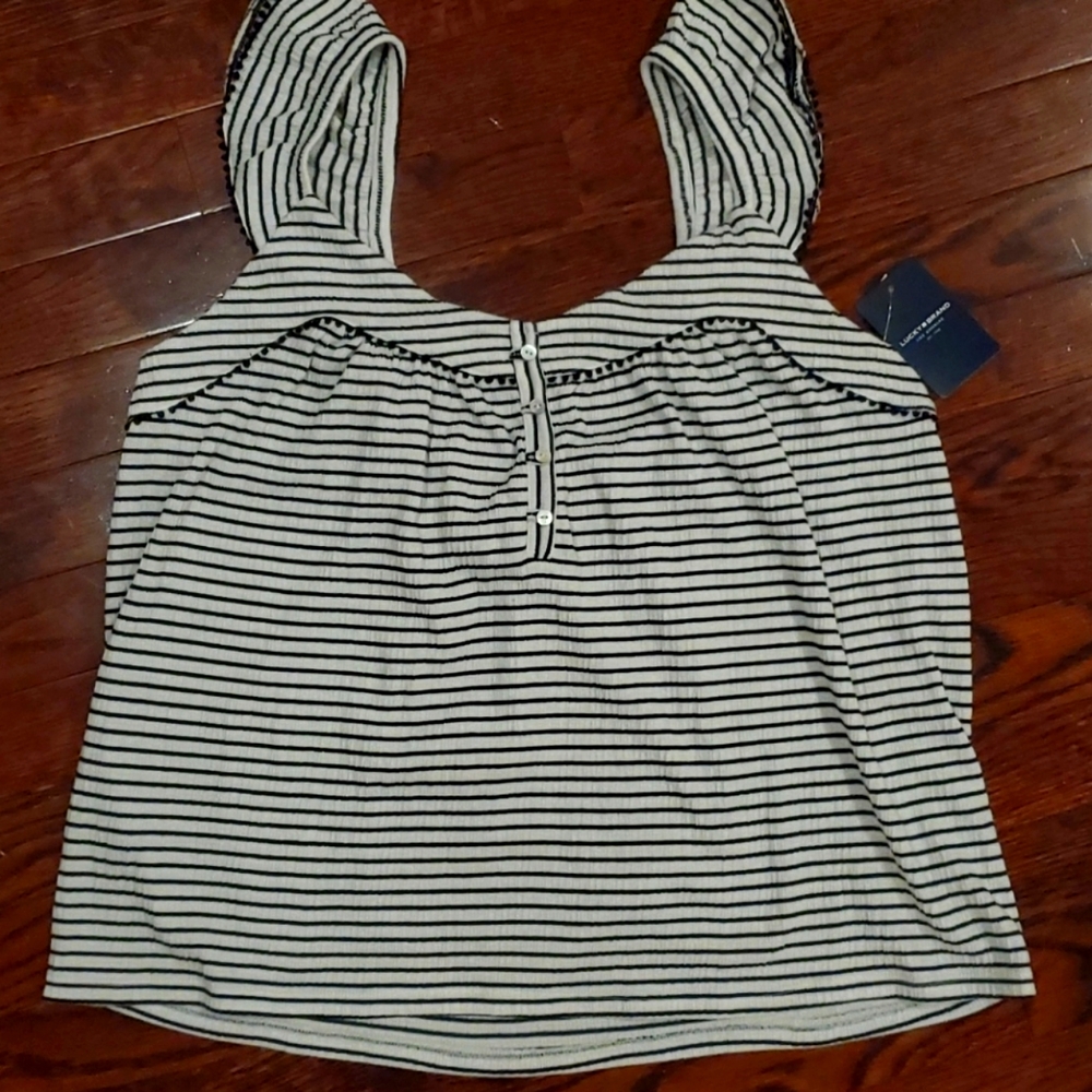 Lucky Brand top, NWT, Size M